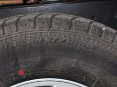 2015款 2.5T 自动 四驱超豪华型4JK1