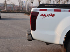 2015款 2.5T 自动 四驱超豪华型4JK1