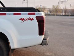 2015款 2.5T 自动 四驱超豪华型4JK1