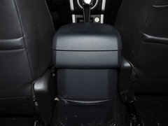 2015款 2.5T 自动 四驱超豪华型4JK1
