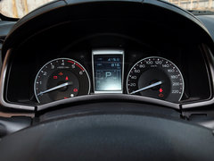 2015款 2.5T 自动 四驱超豪华型4JK1