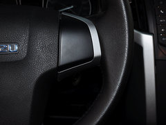 2015款 2.5T 自动 四驱超豪华型4JK1