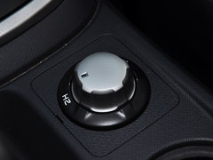 2015款 2.5T 自动 四驱超豪华型4JK1