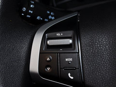 2015款 2.5T 自动 四驱超豪华型4JK1
