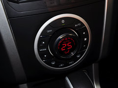 2015款 2.5T 自动 四驱超豪华型4JK1