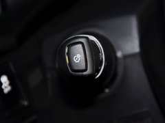 2015款 2.5T 自动 四驱超豪华型4JK1