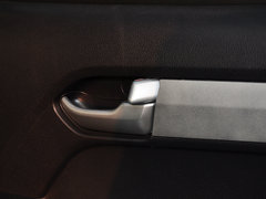 2015款 2.5T 自动 四驱超豪华型4JK1