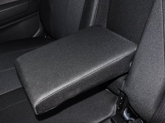 2015款 2.5T 手动 两驱豪华型4JK1