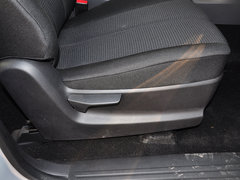 2015款 2.5T 手动 两驱豪华型4JK1