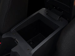 2015款 2.5T 手动 两驱豪华型4JK1
