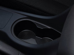 2015款 2.5T 手动 两驱豪华型4JK1