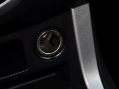2015款 2.5T 手动 两驱豪华型4JK1