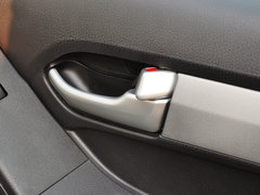 2015款 2.5T 手动 两驱豪华型4JK1