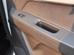 2015款 2.5T 手动 两驱豪华型4JK1