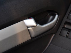 2015款 2.5T 手动 两驱豪华型4JK1