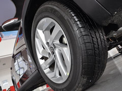 2015款 1.6L 手动 先锋型 5座