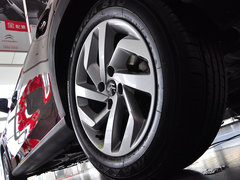 2015款 1.6L 手动 先锋型 5座