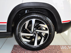 2015款 1.6THP 自动 旗舰型 5座