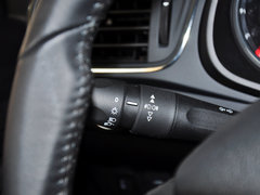 2015款 1.6THP 自动 旗舰型 5座
