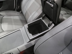 2015款 都市SUV 1.6T 自动 型动派