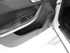2015款 都市SUV 1.6T 自动 型动派