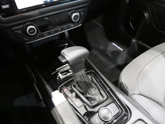 2015款 都市SUV 1.6T 自动 型动派