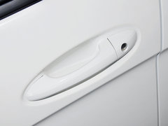 2015款 EV200 轻享版