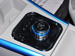 2015款 EV200 轻享版