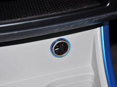 2015款 EV200 轻享版