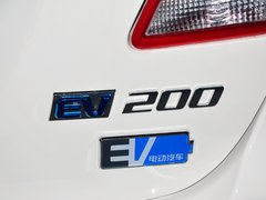 2015款 EV200 轻享版