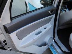 2015款 EV200 轻秀版