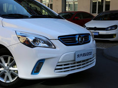 2015款 EV200 轻秀版