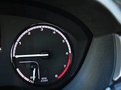 2015款 都市SUV 1.6T 自动 型动派