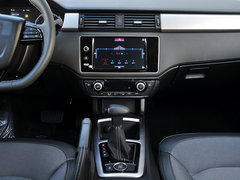 2015款 都市SUV 1.6T 自动 型动派