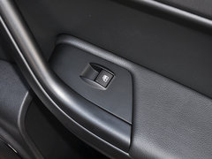 2015款 都市SUV 1.6T 自动 型动派