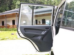 2015款 2.0T 手动 两驱版 7座