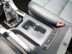 2015款 2.0T 手动 两驱版 7座