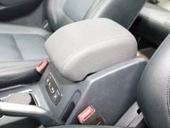 2015款 2.0T 手动 两驱版 7座