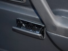 2015款 2.4L 手动四驱卓越型