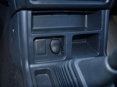 2015款 2.4L 手动四驱卓越型
