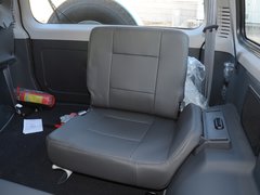 2015款 2.4L 手动四驱卓越型