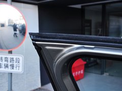 2015款 218i 运动设计套装