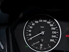 2015款 218i 运动设计套装