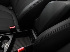 2015款 218i 领先型