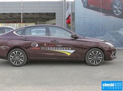 2015款 1.8T 自动 豪华导航版