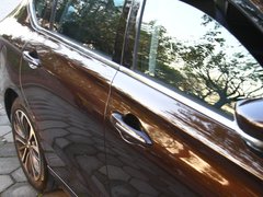 2015款 1.8T 自动 尊贵版