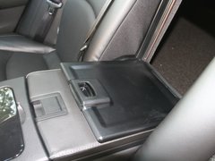 2015款 1.8T 自动 尊贵版
