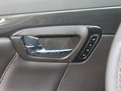 2015款 1.8T 自动 尊贵版