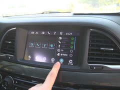 2015款 1.8T 自动 尊贵版