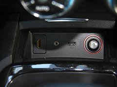 2015款 1.8T 自动 尊贵版
